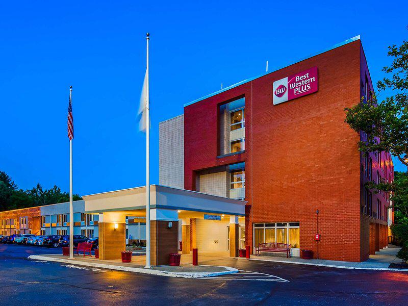 3EE0A1C39F3EAE43A643F3B40E3480D1