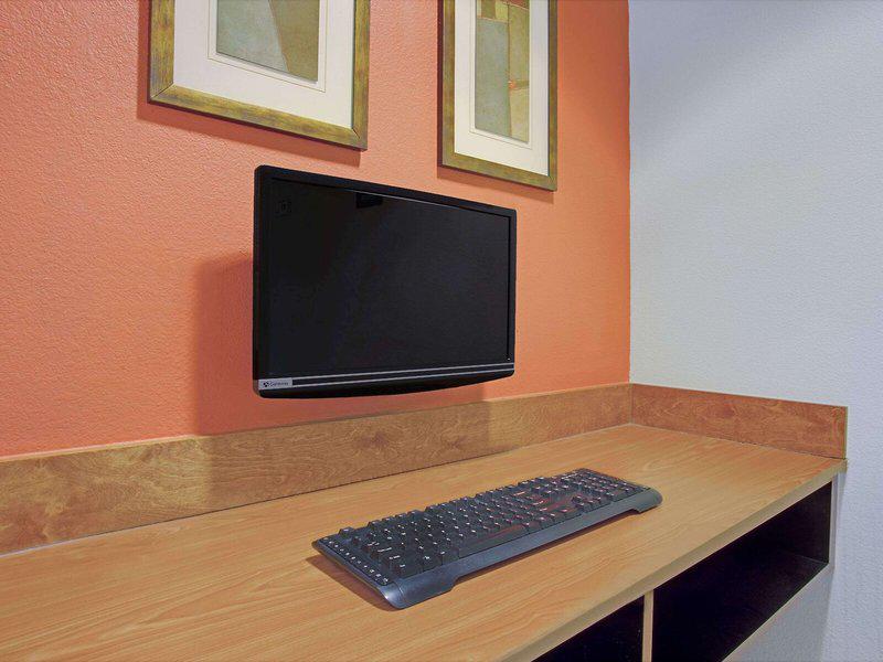 C90C5F69BBAA46672FACF3B377258F39