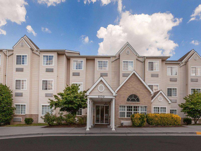 B95E2E7511697D8E944065AED4B1F77B