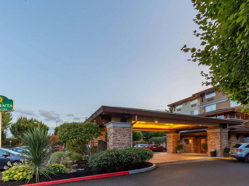 D50AF21B40ECACEAAFACA80DC544F62D