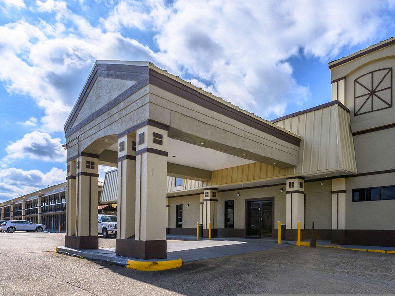 C368800D64DFD63D117A3B003E2A35FB