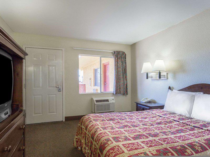 2A99423E924C206D6867027072E3FBD6