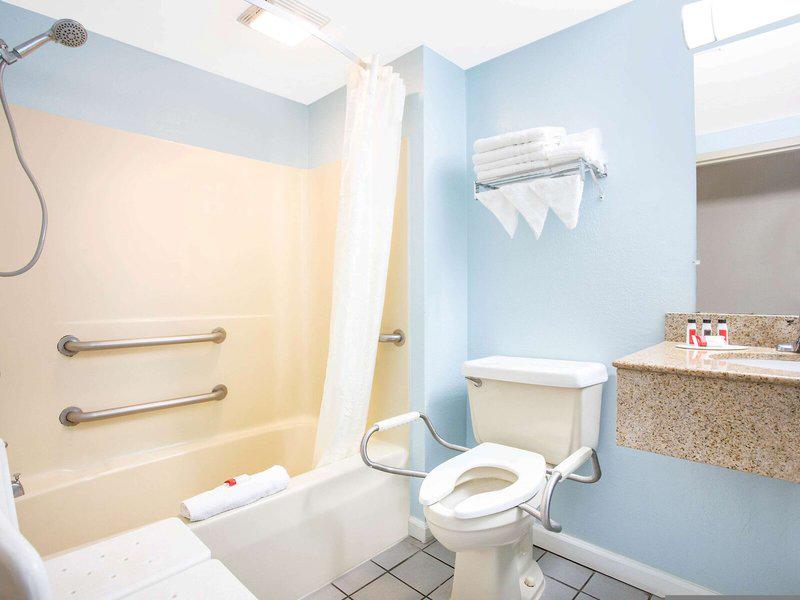 564092A6C3B23FF6075EBD60432DF85C