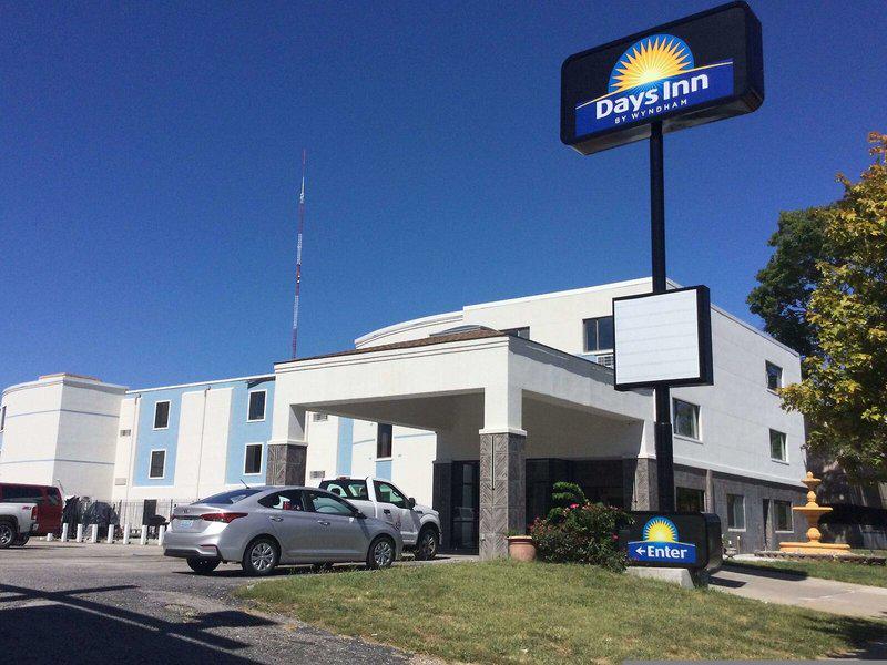 3583307D6A08430246F55E63E6D10B55