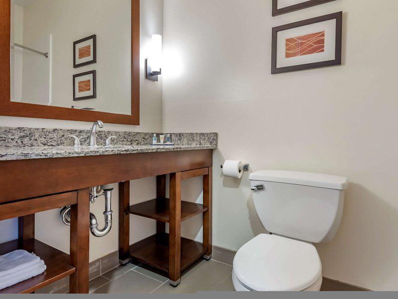 93CC64E9D378BACFCA9E7731AC984F4B