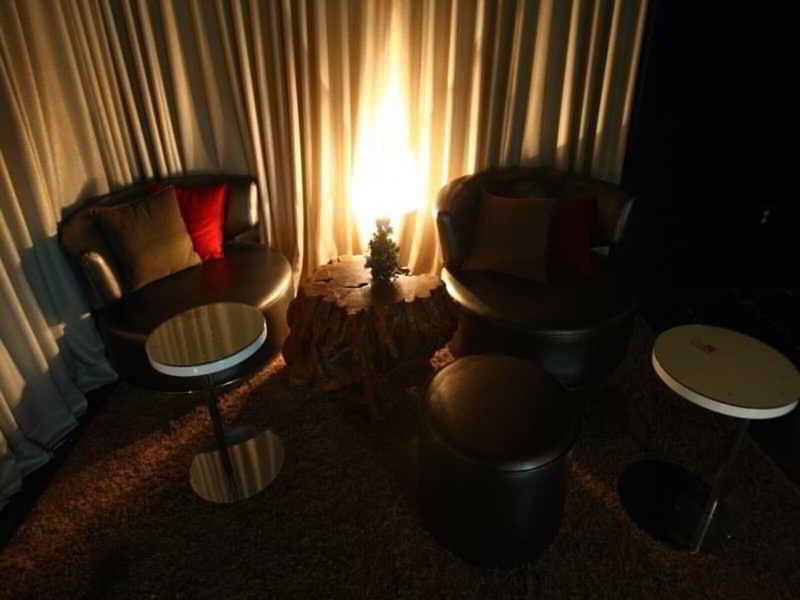 E92B3452F0ACA9C0B7FD3F94F8A229D1