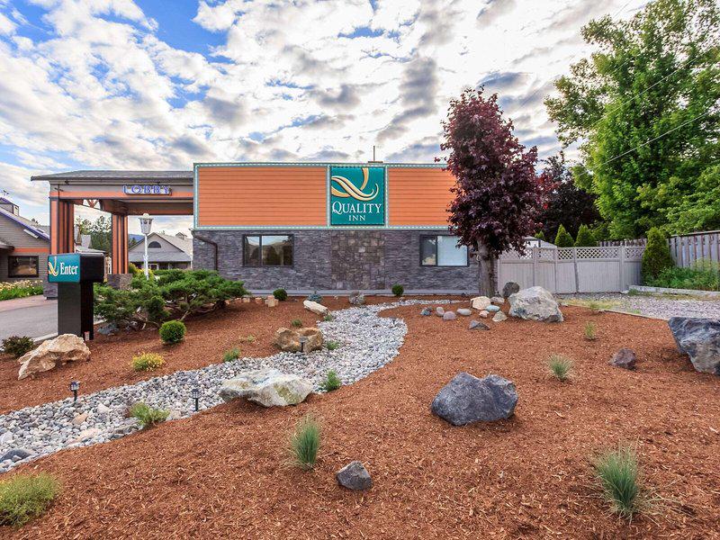 2D7AC44BF7CA2D7A446CAAA0F553FB22