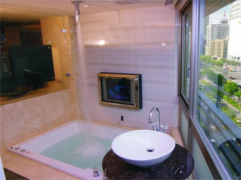 EF638CC57A2F9271E6DF8AF7BAC506AC