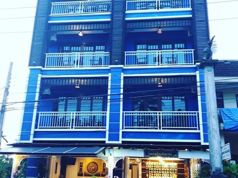 99ECD499393EB5AB392BF7F370A4E1A8