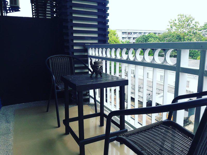 DC45A69A1D627F1F2725555A5A46769A