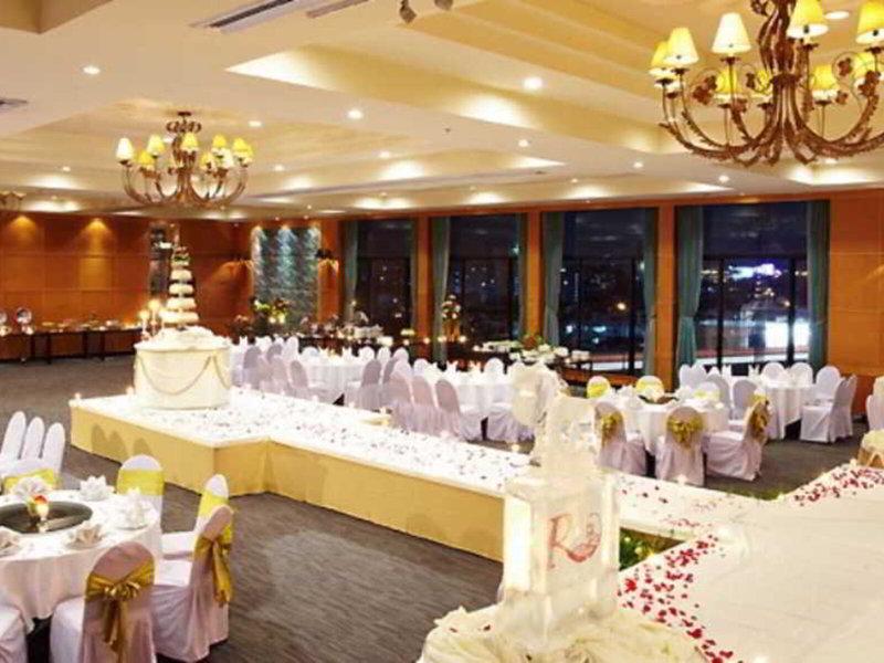 C71AE0983A18BD2C6737186F99F89032