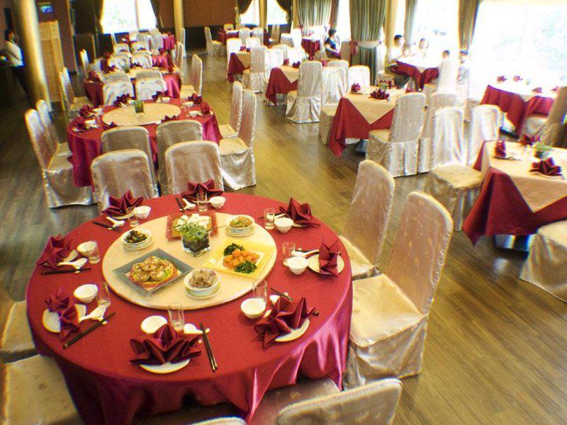 57DE3A43155F233C27FCB585DCF4953C