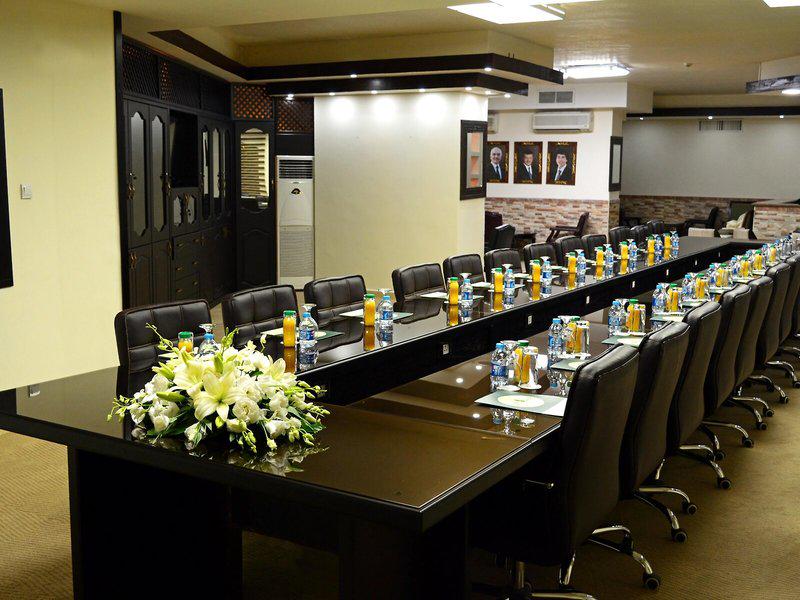 FB92FA999A2FDDB508BDCE6E12F4A28E