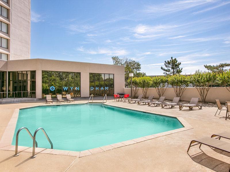 B6FCD698C99FFCDC6AA6A37136D25AC1