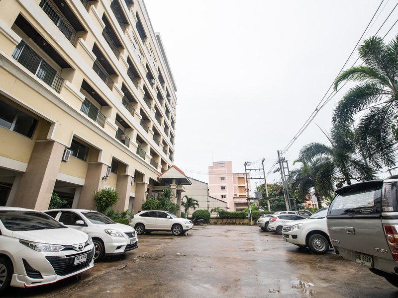 413B2CEEF435473EBC40400DE6F235DC