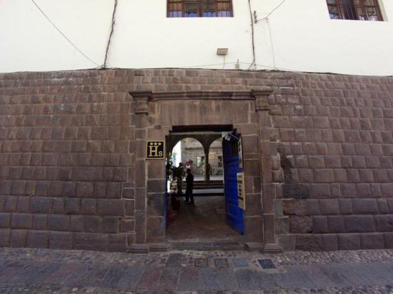 FE3E95FB665F2B6F75A02B0B9E22B952