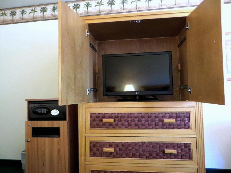 A74FBAE88153ACD88FECE8BB70DBF107