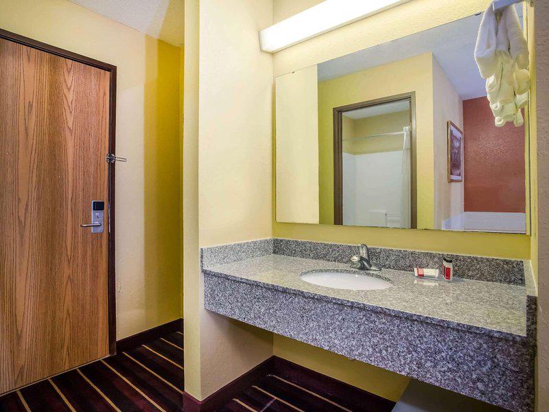 A2379EA17FEBAE7B1B6AAF670ABA8FB6