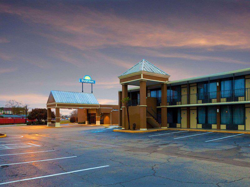 329B05CF9A0ED12E5A0FE326E7A39F3C