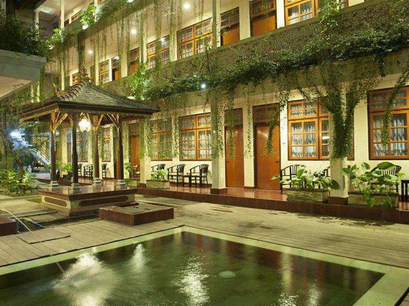 15B966345C3C018DA1D3AE06DD23041C