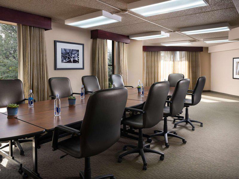 42CADA4DB3E3A953F7F7DA13097992D1