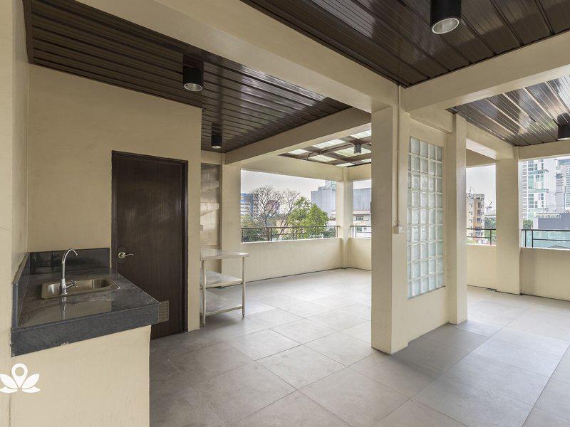 D90AF9E87B923791F59D0D06F3661B41