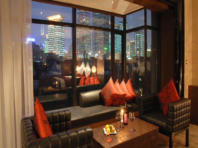 0E2DC73B36E000636A6601E65CF6FF17