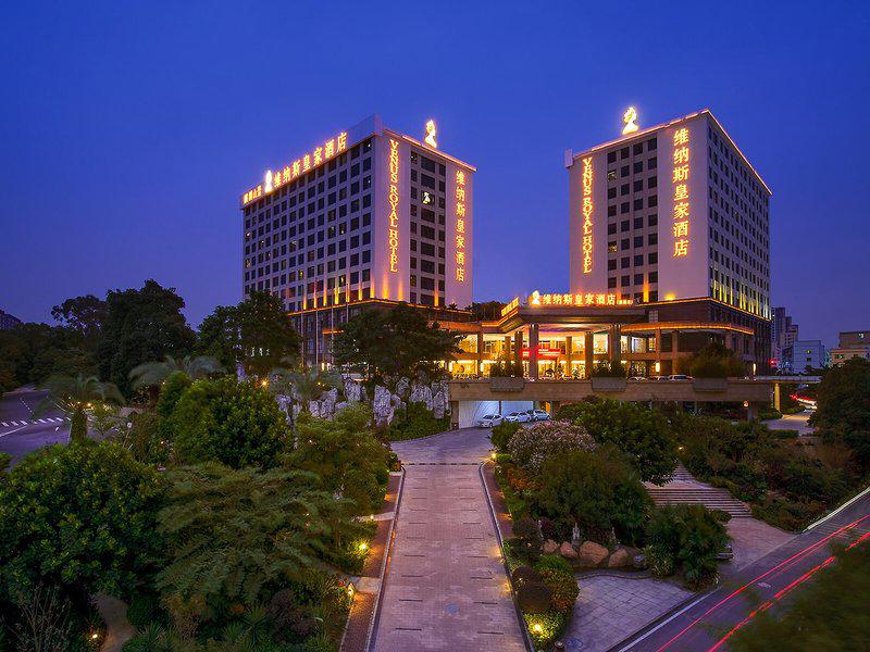 0185557FA29EFA01780449A471D18A40