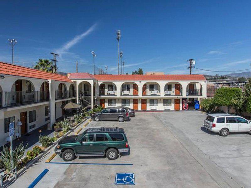 6CA3EBE1768A4CCA659426FF6F9A15C6