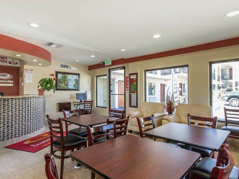 89D5C0C2017D7312A15B0A595F0DCDE4