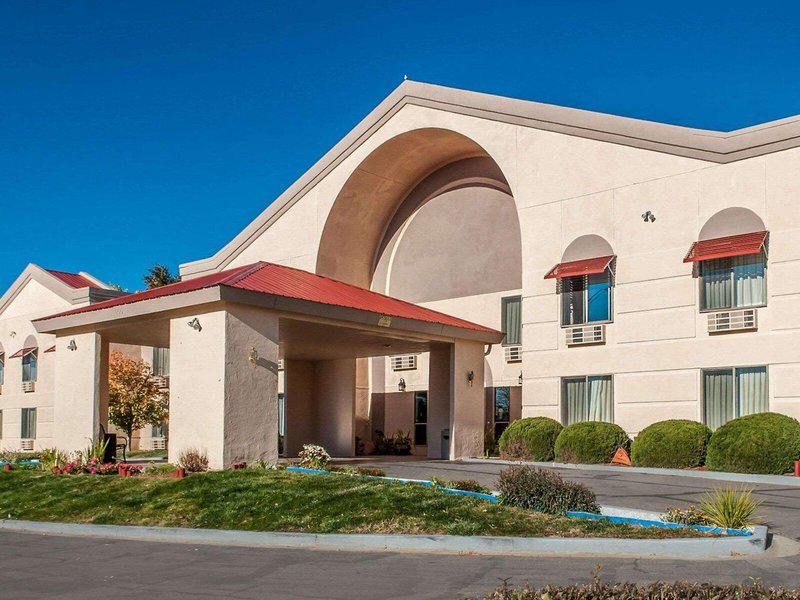 1726F9E02B25A52A3170A9DE1C94424E