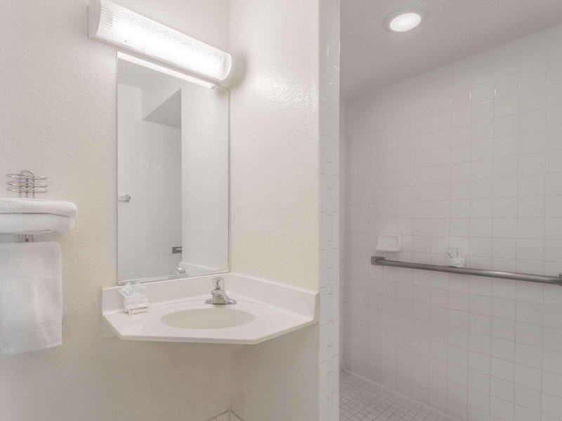 55DFFCE8CC72998EB2FD4B08380829CF