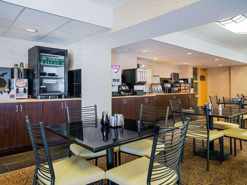 7A285AA846C4BB3C8BD533D44A2CBE2A