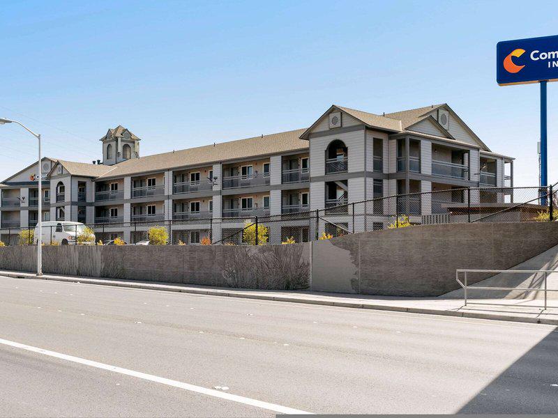 F28CC2C7D2E0BE765BE2AA337127B4E8