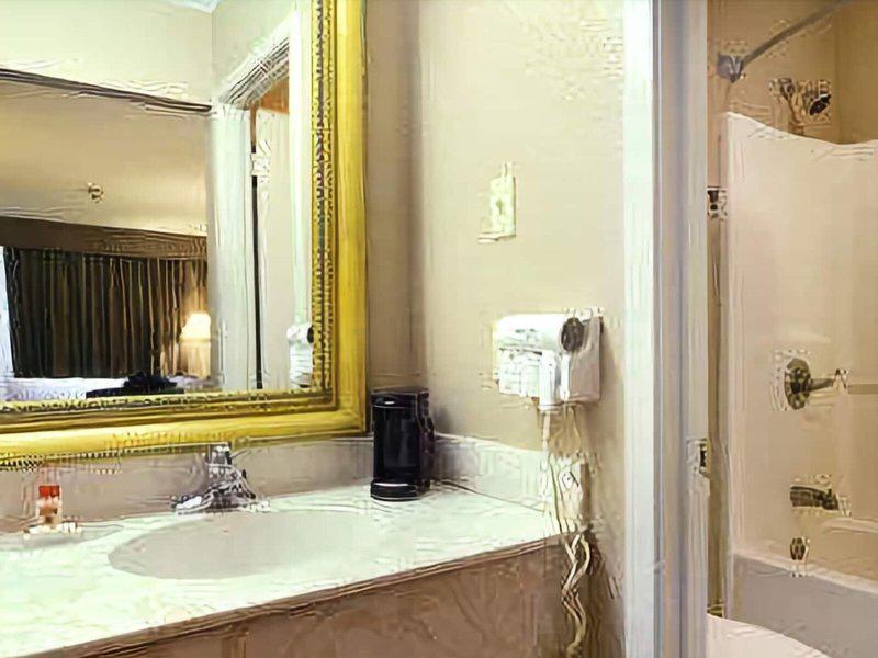 B499464DE8B31A11FEC6A1F2793AFA86