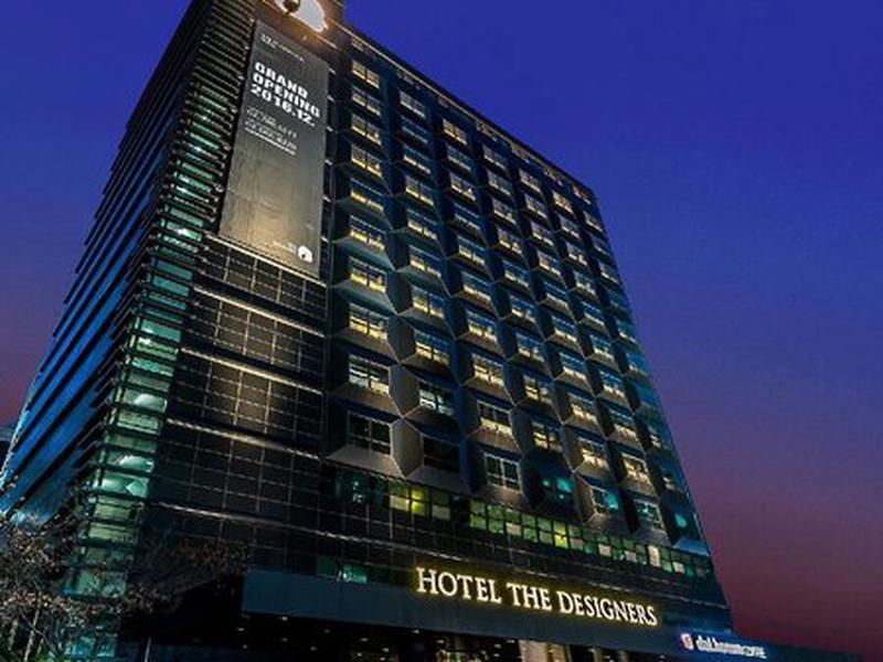 2BEC6635FD8EF9CAF2C94C38A5C3E734