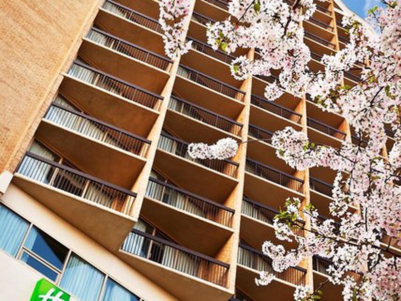 5FA4540252000A51A3E3514E7B324EA1