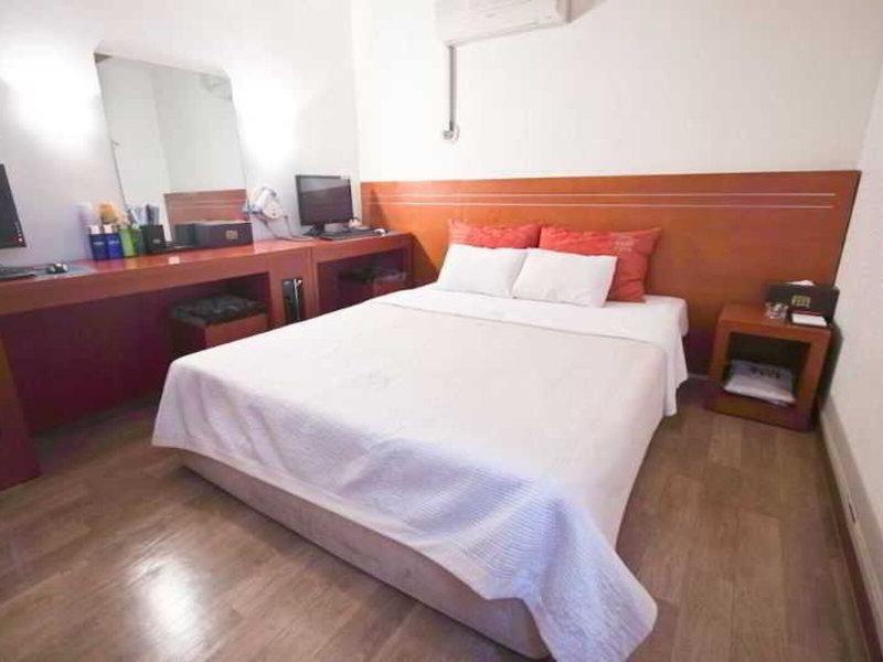 474D54A3BF84E1CDAC8A829683B6C72B