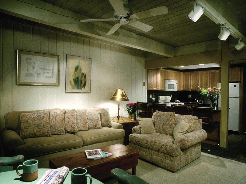 E538571059F857146B5963CD583717F5