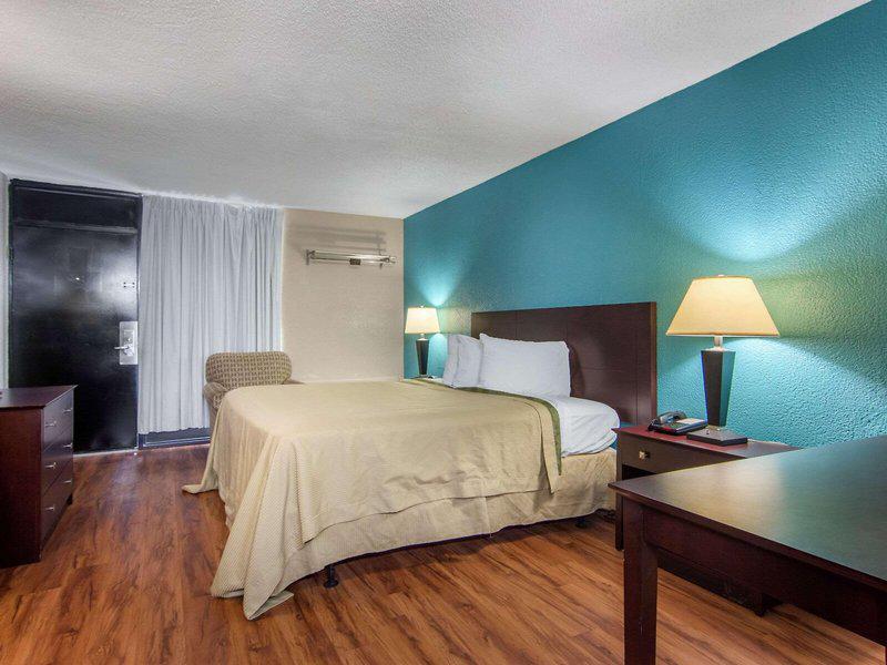 9DB926200042EC53584C610234690775