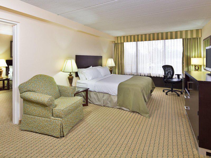 E0F7DFF32D0B5DE1DF72CC389902FA7D