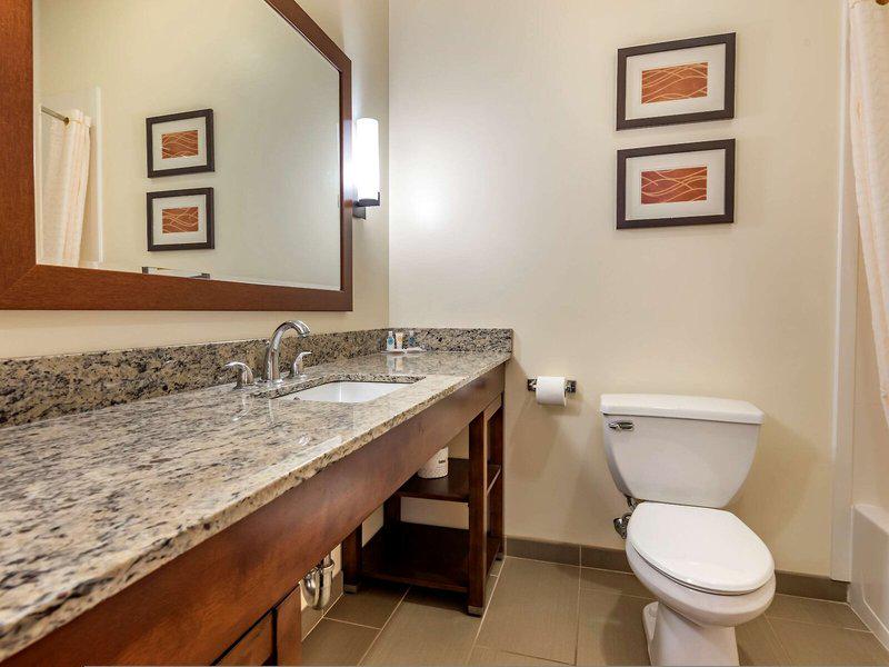 CF4666FAD876FF545DD1C190A024789D