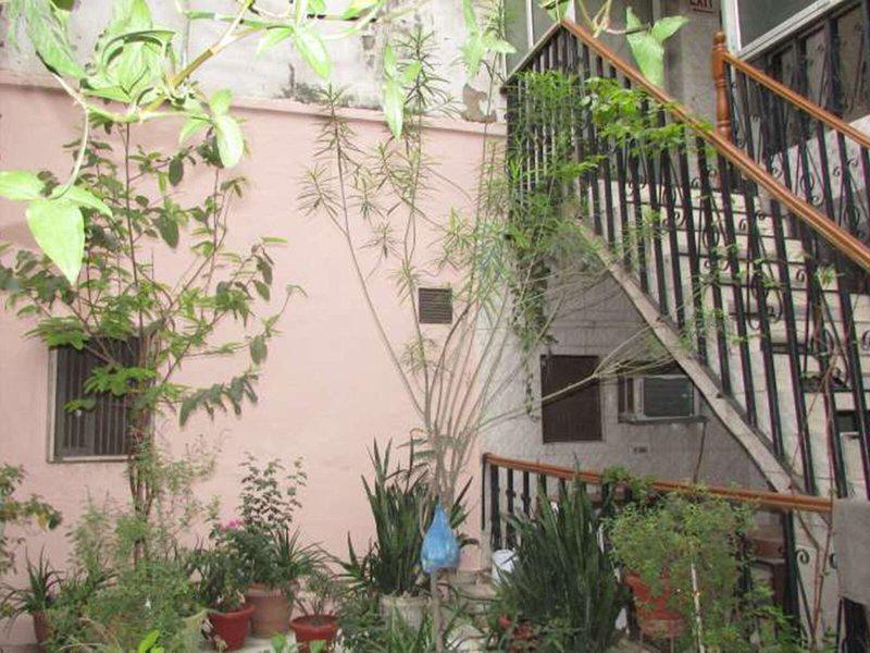 F978651255E8EFF0AA5A89ABC15C26B5