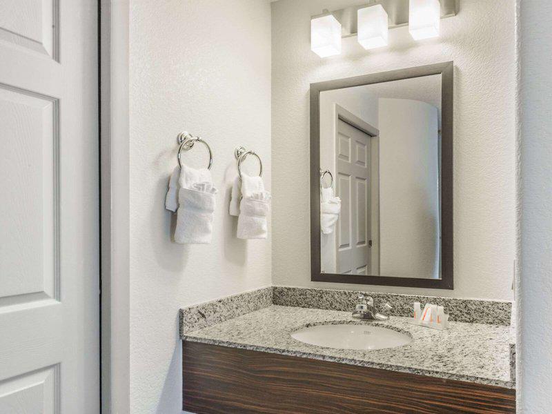 A21B39FC2BF81263C0C77963F58DE1BF