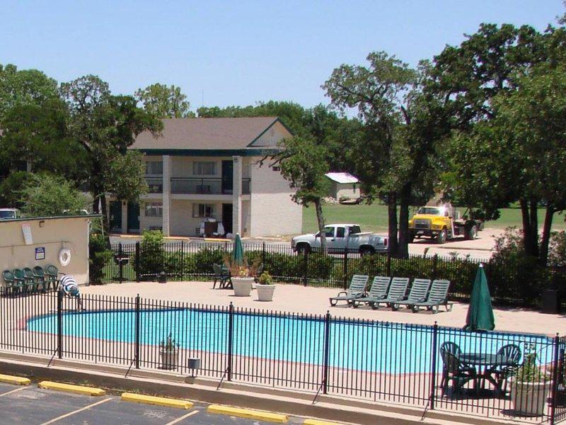 B45890DBD5A698528C94746276A9900D