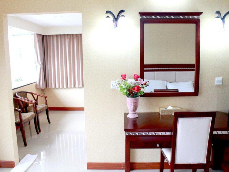 08DD8D420FAD1D3CCDCBDAAA679E05DF