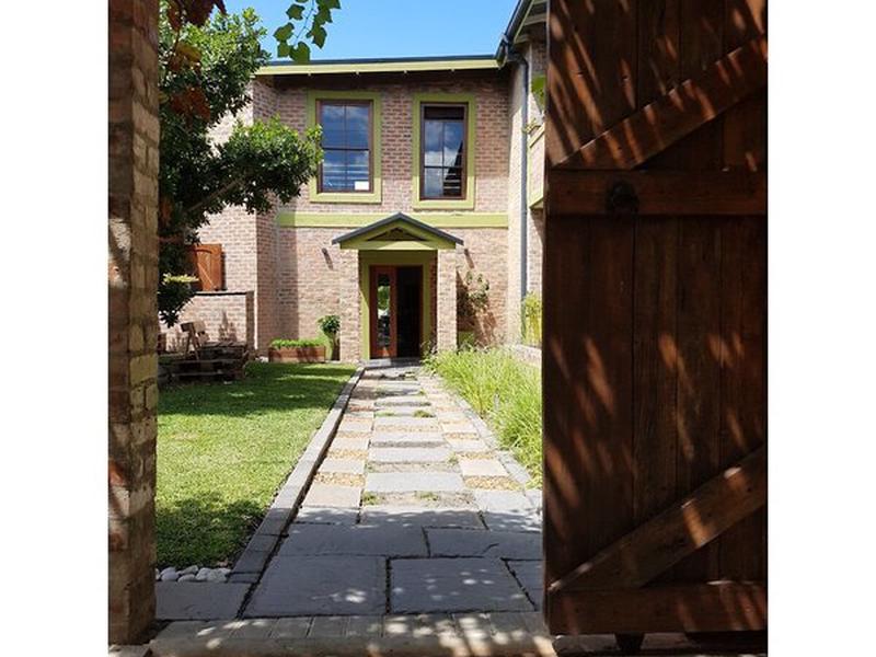 61C63712C6AD7CE4341A001682511304