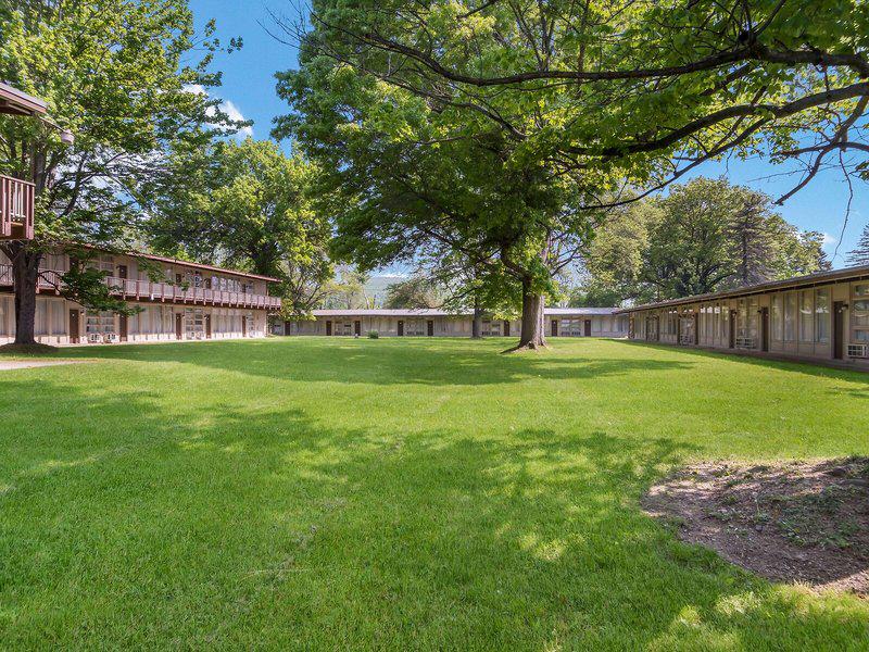 F2E387E08568F253E6D2C59E2DBFC7FB