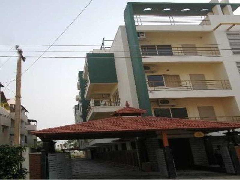 82D742C9763C5467BE3CC05634C02877