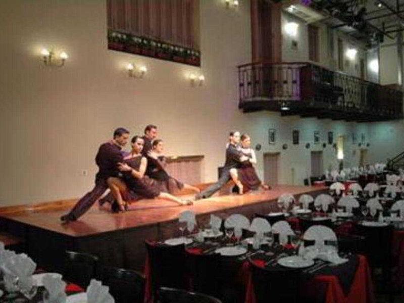 CCA90442DB3FE42EA9135B9534C83F81